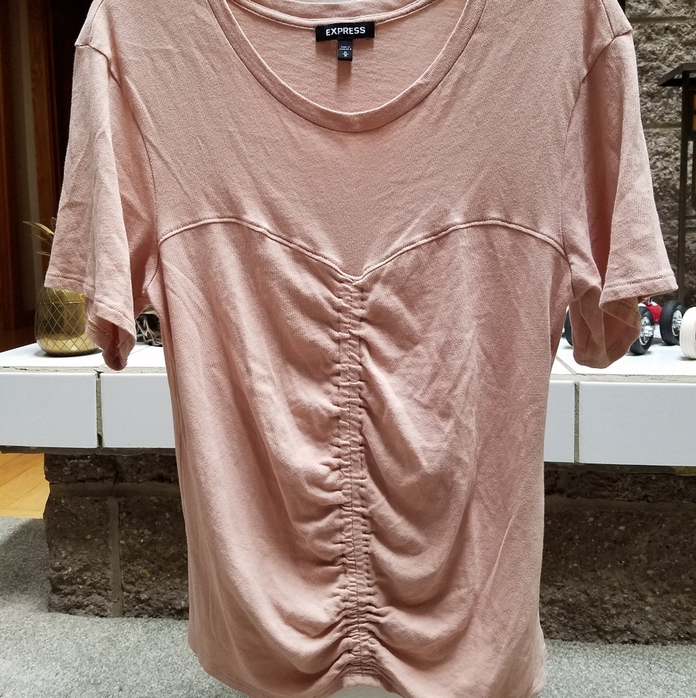 Express gathered seam tee shirt M